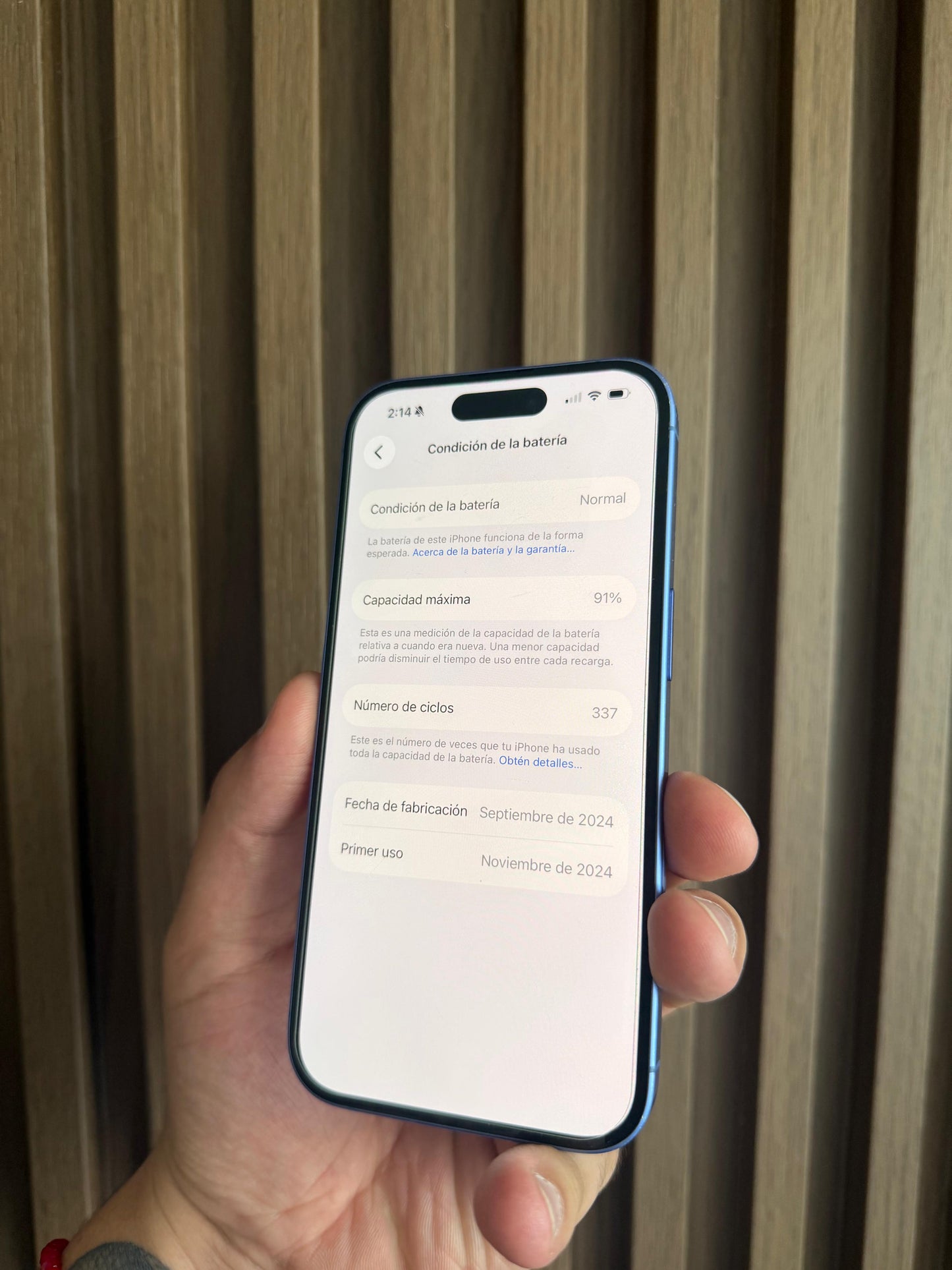 iPhone 16 128GB – Detalle Estético en Pantalla (Rayas Leves) | Remate Único